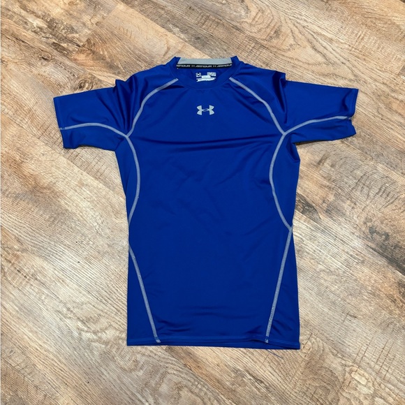 Selling Under Armor compression t-shirt. Was $35. Now $19. Worn three times. - Picture 1 of 3